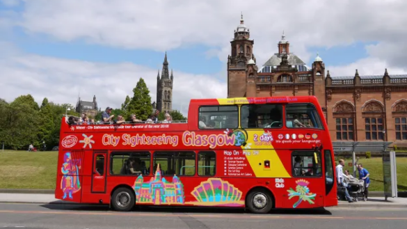 Glasgow-Bus-1920×1080-fp_mm-fpoff_0_0